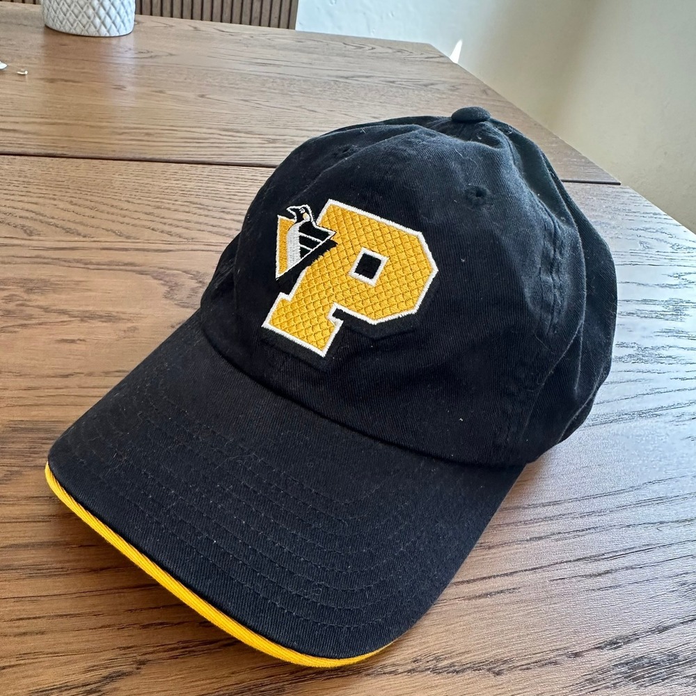 NHL Pittsburgh Penguins Hat Vintage 90s Baseball Cap American Needle Adjustable